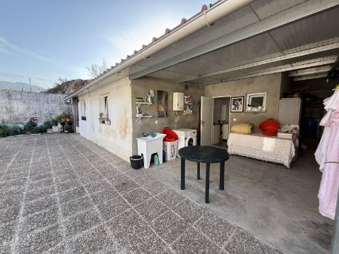 Moradia V3 c/ Vistas Rio em Vila Nova de Muía, Ponte da Barca