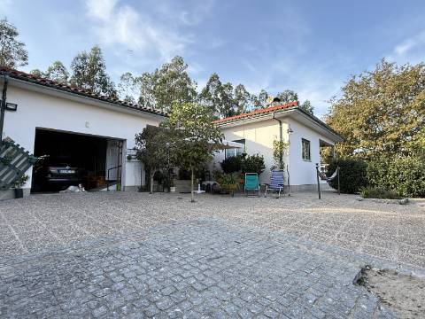 Moradia V3 c/ Vistas Rio em Vila Nova de Muía, Ponte da Barca