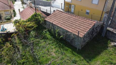 Moradia para Restauro com Anexo - Senharei, Arcos de Valdevez