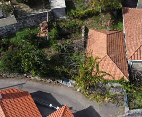 Moradia para Restauro com Anexo - Senharei, Arcos de Valdevez