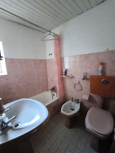 Moradia para recuperar em Vilela