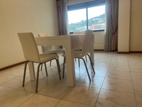 Apartamento para arrendamento