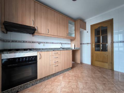 Apartamento T2 Moderno no Coração de Valença