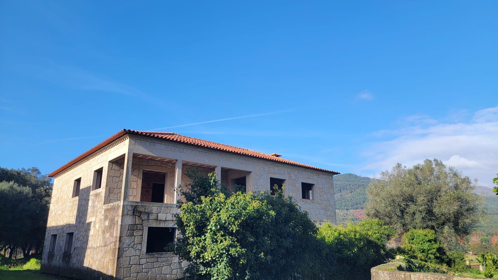 Moradia tradicional em pedra