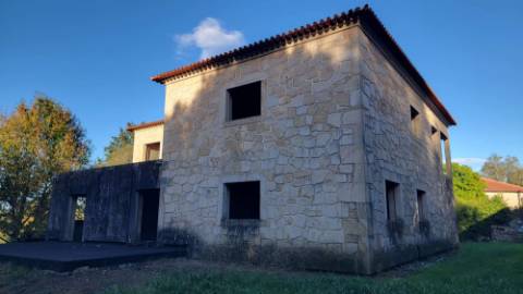 Moradia tradicional em pedra