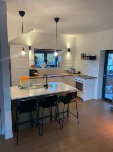 Villa T3 de dois andares renovada, Vila Verde