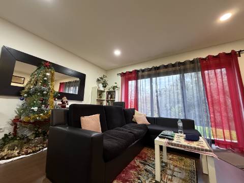 Moradia T2 + 1 (2022)