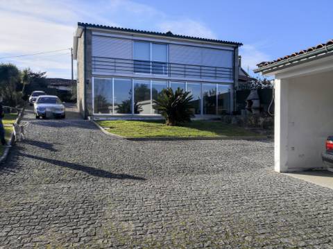 Moradia V3 + 1 em Oleiros, Ponte da Barca