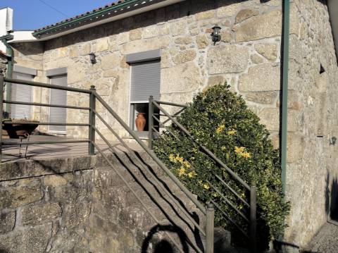 Moradia V3 + 1 em Oleiros, Ponte da Barca