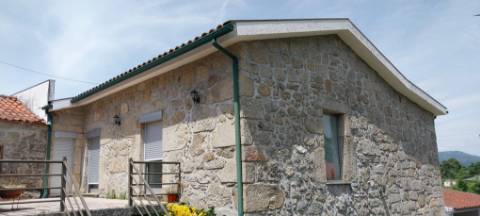 Moradia V3 + 1 em Oleiros, Ponte da Barca