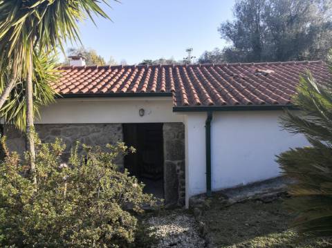 Moradia V3 + 1 em Oleiros, Ponte da Barca