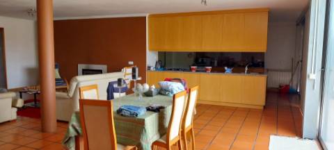 Moradia V3 + 1 em Oleiros, Ponte da Barca