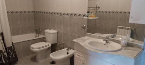 Moradia V3 + 1 em Oleiros, Ponte da Barca