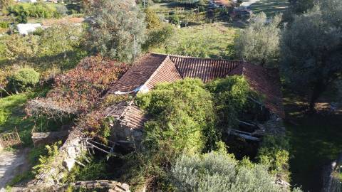 Moradia para Restauro com Terreno - Sabadim, Arcos de Valdevez