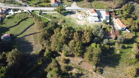 Moradia para Restauro com Terreno - Sabadim, Arcos de Valdevez