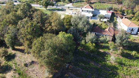Moradia para Restauro com Terreno - Sabadim, Arcos de Valdevez