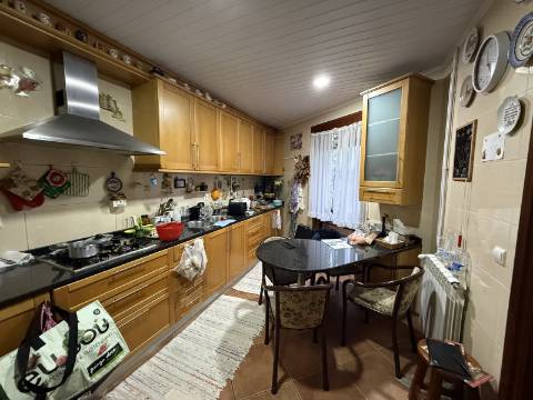 Apartamento T3 c/ Garagem em Arcos de Valdevez