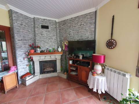 Apartamento T3 c/ Garagem em Arcos de Valdevez