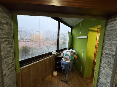 Apartamento T3 c/ Garagem em Arcos de Valdevez