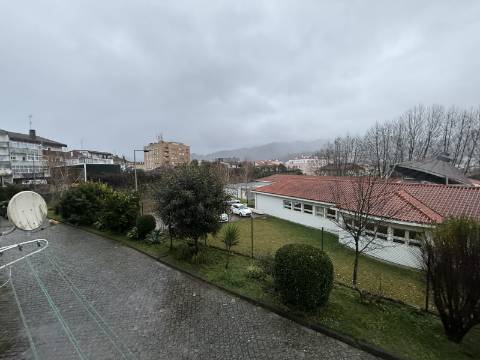 Apartamento T3 c/ Garagem em Arcos de Valdevez