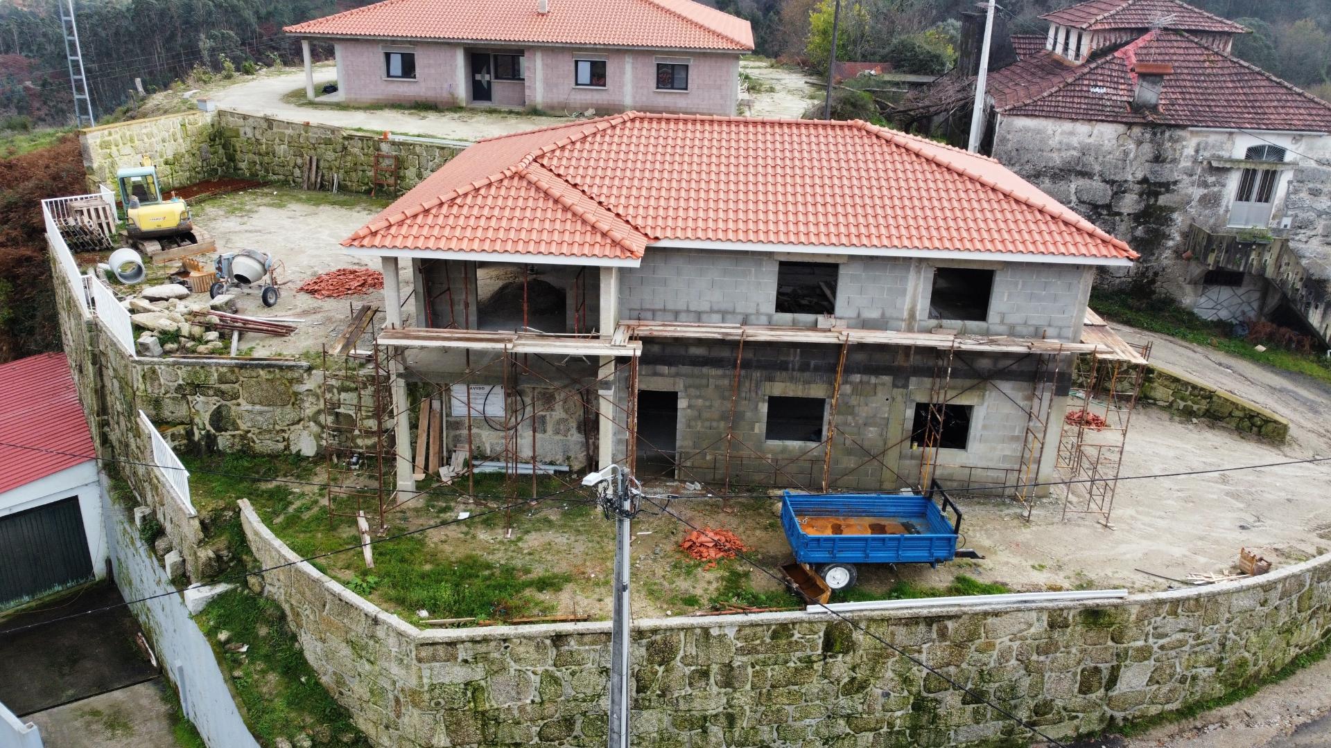 Moradia T3 em Construção - Sabadim, Arcos de Valdevez