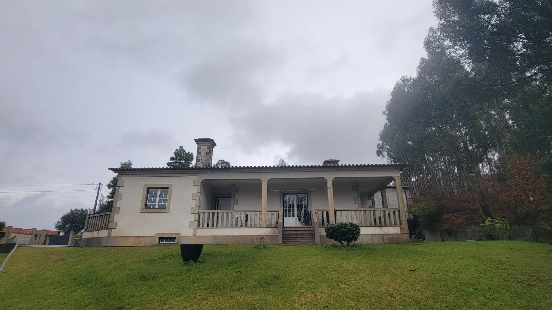 Moradia T3 individual em zona calma