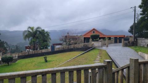 Moradia T3 individual em zona calma