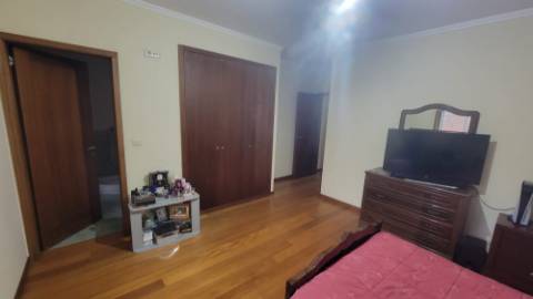 Moradia T3 individual em zona calma