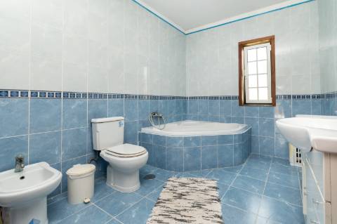 Moradia T3 individual em zona calma