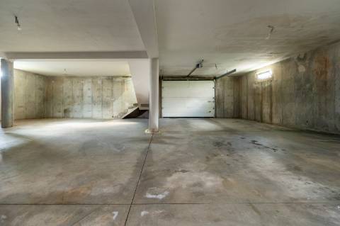 Moradia T3 individual em zona calma