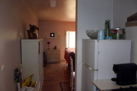 Quintinha com 2 moradias em pedra