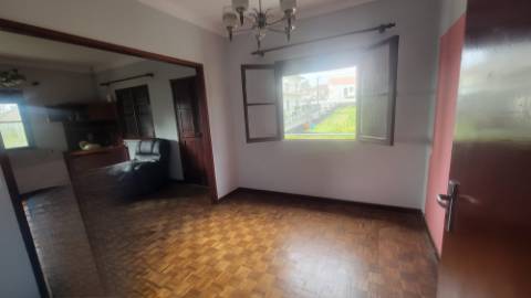 Moradia T3 Vila Nova de Anha