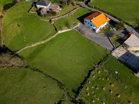 Moradia T3 em Castanheira - Paredes de Coura