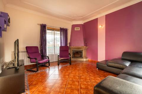 Moradia T3 em Castanheira - Paredes de Coura