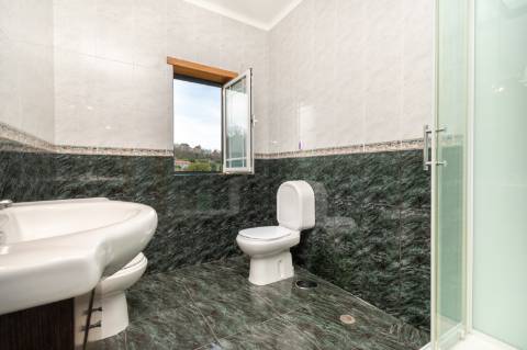 Moradia T3 em Castanheira - Paredes de Coura