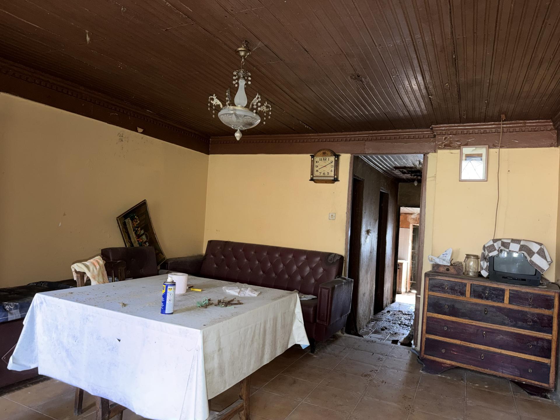 Conjunto de 3 moradias - Rio de Moinhos