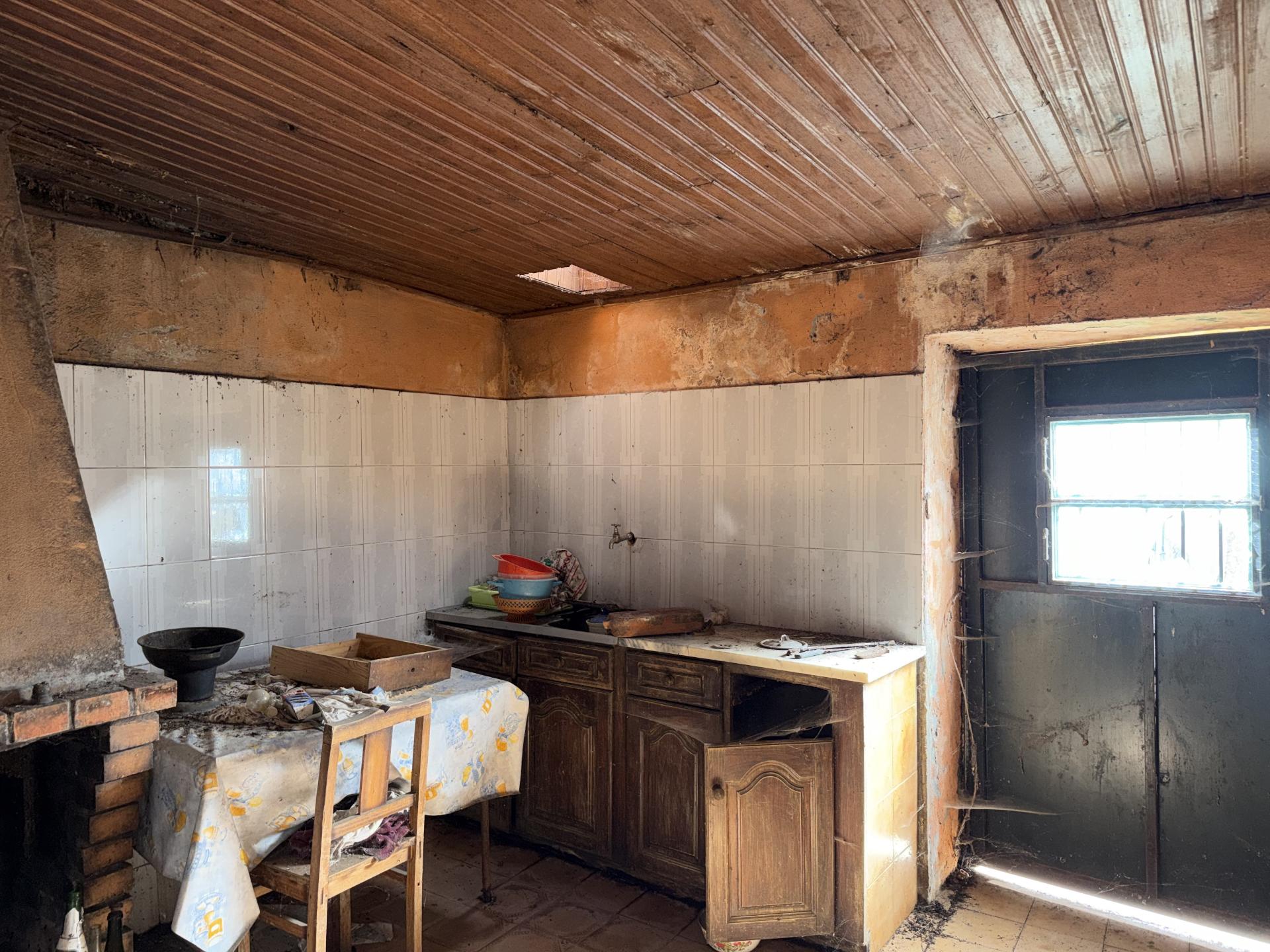 Conjunto de 3 moradias - Rio de Moinhos