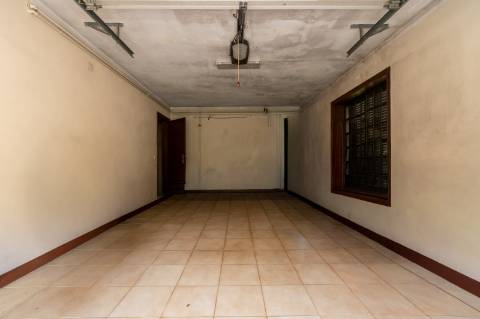 Quintinha c/ Moradia V4+1 e Moradia Antiga