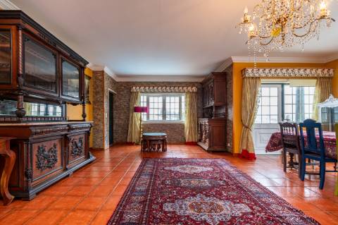 Excelente moradia T5 vistas rio