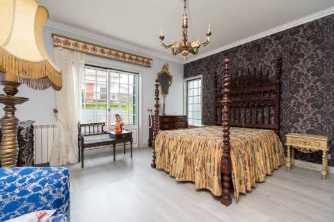 Excelente moradia T5 vistas rio