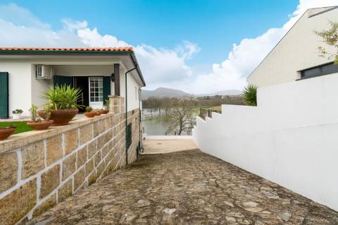 Excelente moradia T5 vistas rio