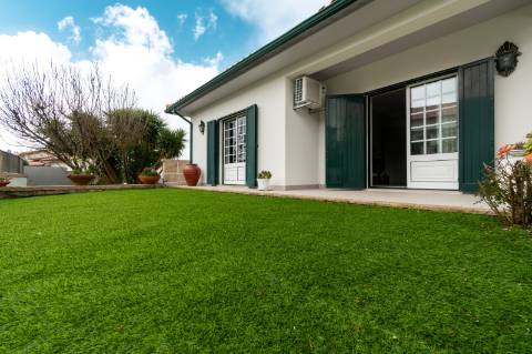 Excelente moradia T5 vistas rio