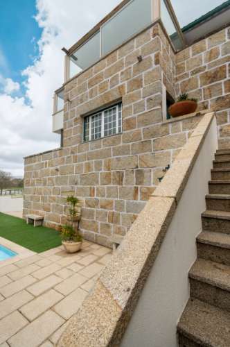 Excelente moradia T5 vistas rio