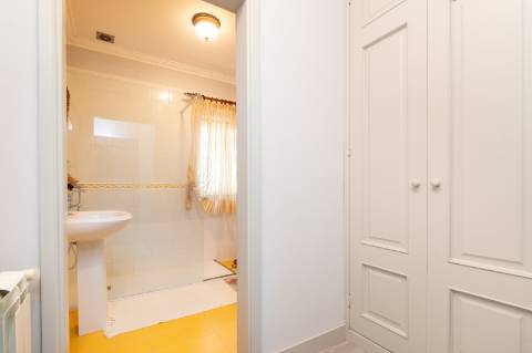 Excelente moradia T5 vistas rio