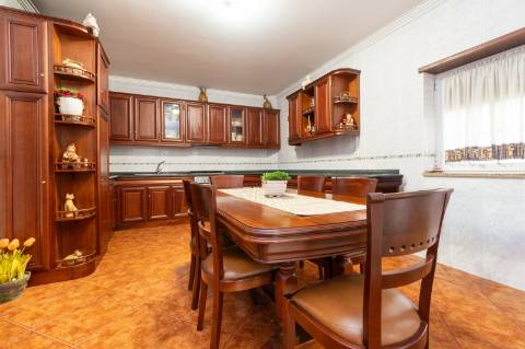 Moradia T5 com 420 m2, Braga