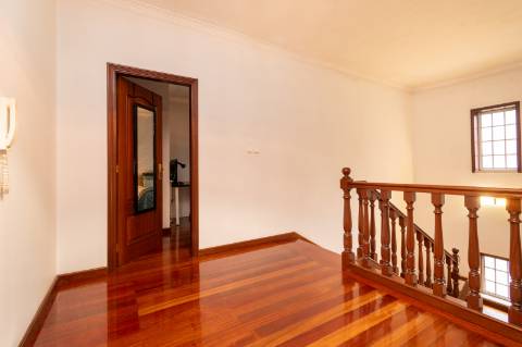 Moradia T5 com 420 m2, Braga