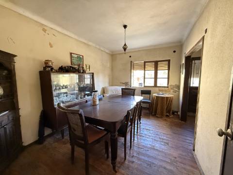 Quinta c/ Moradia V4 em Panque, Barcelos