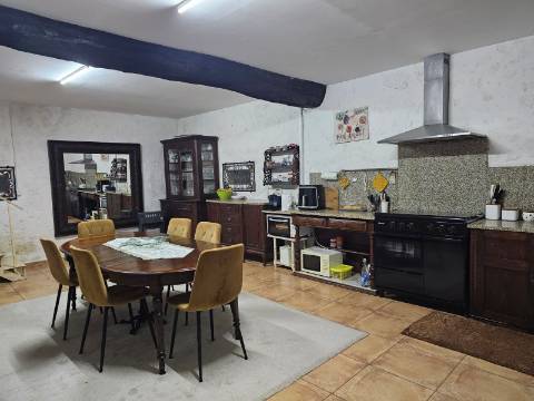Moradia em Pedra com Vistas Magníficas
