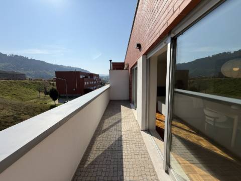 Apartamento T3 Duplex Renovado em Giela, Arcos de Valdevez