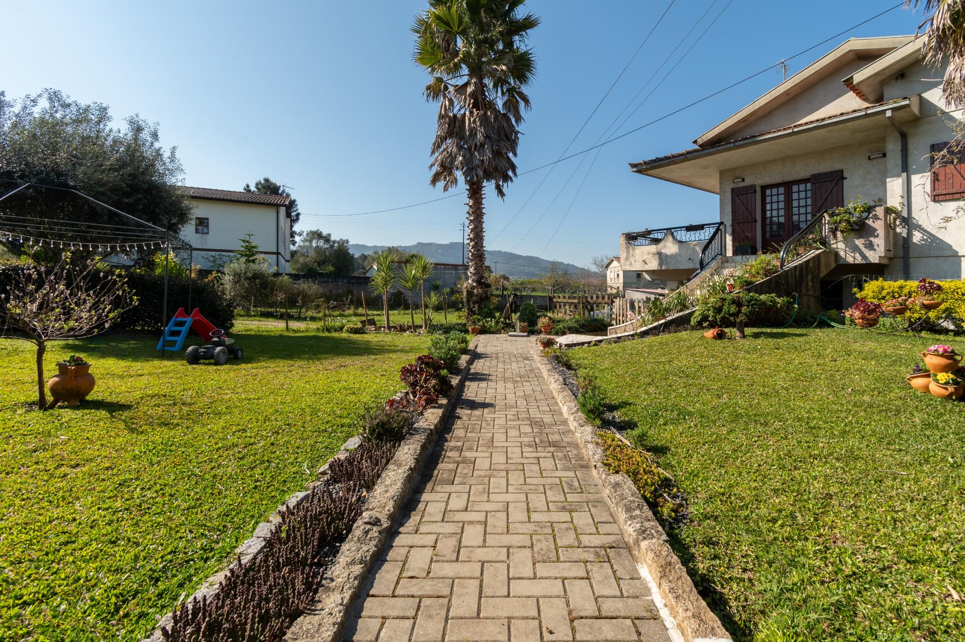 Moradia T4 em Geraz do Lima